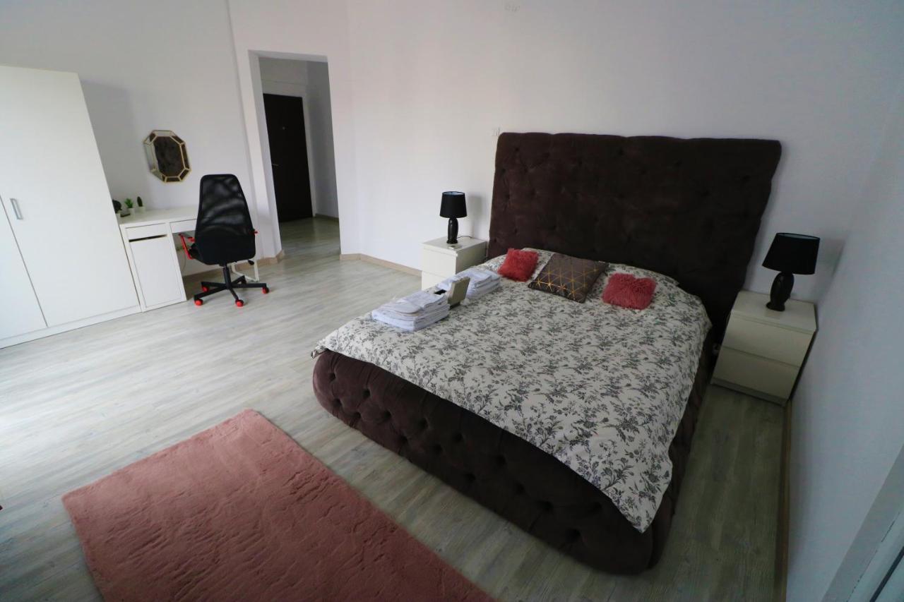 Athenee Palace Apartment - Panoramic View Terrace & Balcony - Free Minibar Bukarest Exterior foto