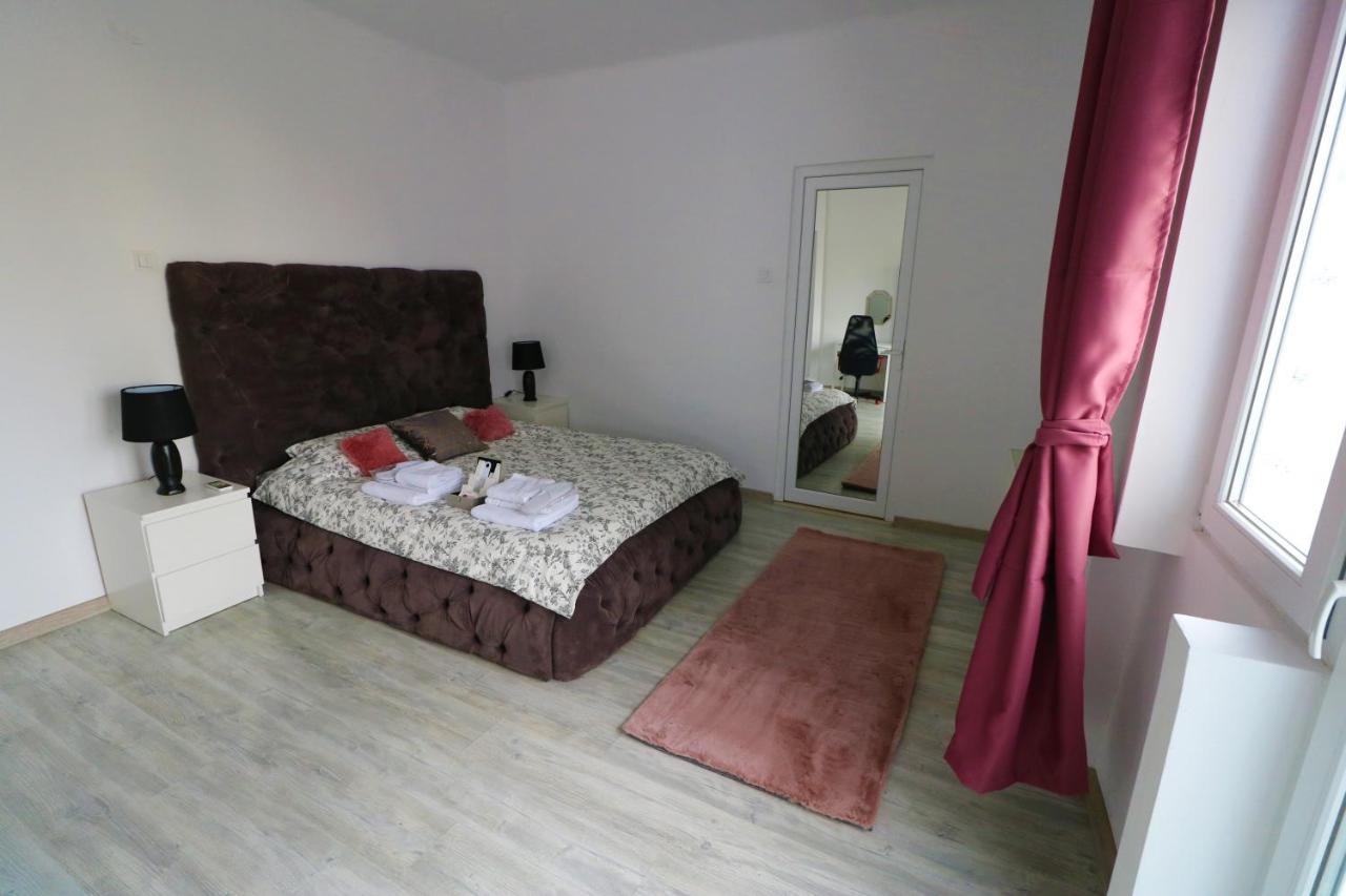 Athenee Palace Apartment - Panoramic View Terrace & Balcony - Free Minibar Bukarest Exterior foto