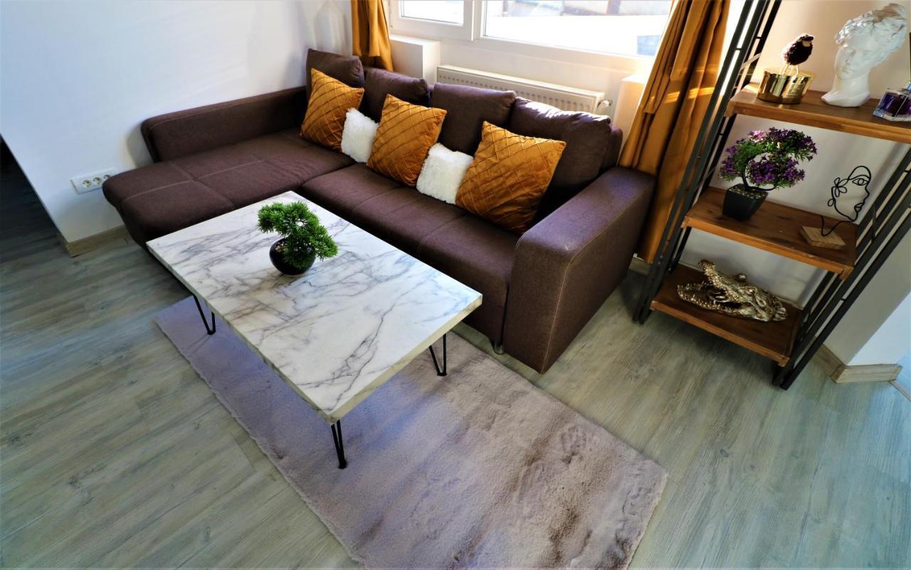 Athenee Palace Apartment - Panoramic View Terrace & Balcony - Free Minibar Bukarest Exterior foto